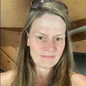 Meet your Posher, Eva